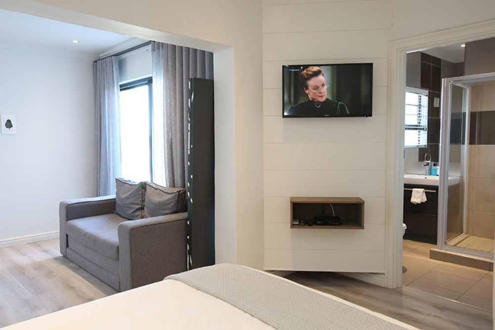 The Paralian Exclusive Guest House Ист-Лондон Экстерьер фото